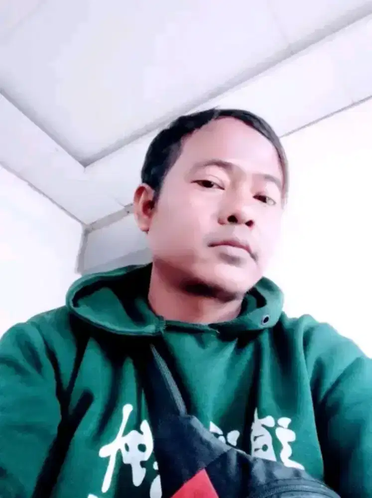 Mencari pekerjaan apa saja