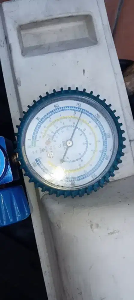 Service Ac,Mesin Cuci,Kulkas,Pompa Air dan Bongkar Pasang AC.
