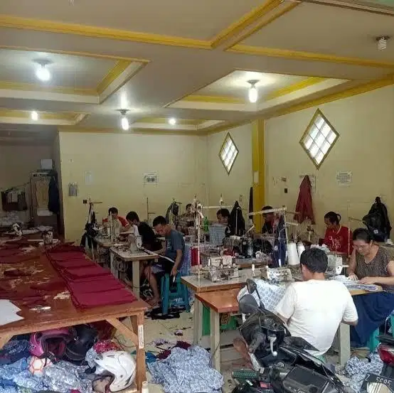 Dibutuhkan tukang finishing konveksi setrika dan buang benang