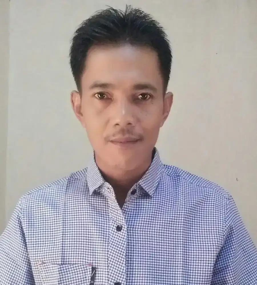Cari kerja  sebagai driver
