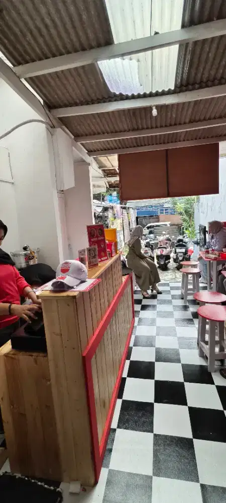 Kitchen Hand Bakmi