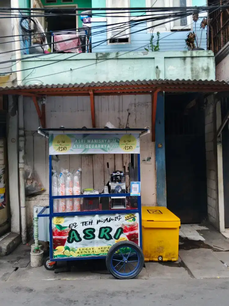 Penjaga Es Teh Manis Asri