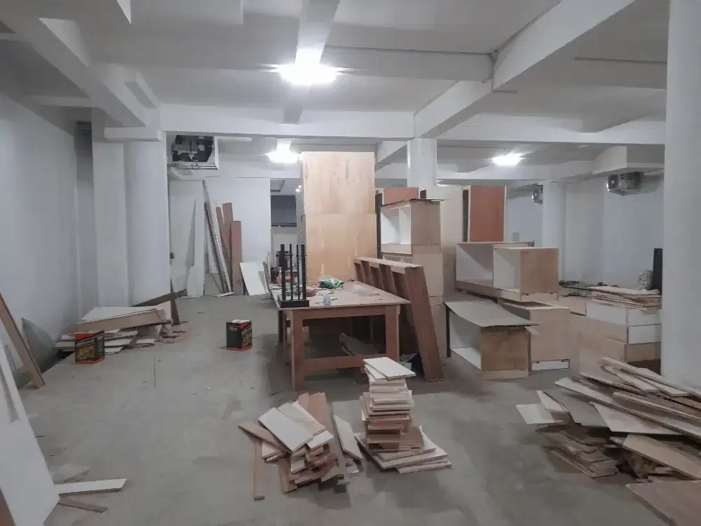 TUKANG  HPL  INTERIOR