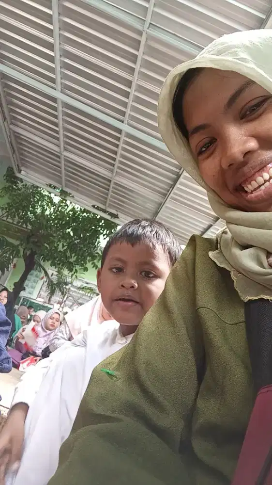 Cari momong anak