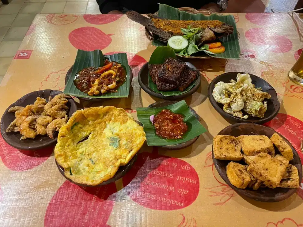 Buka lowongan kerja memasak penyetan& mie ayam