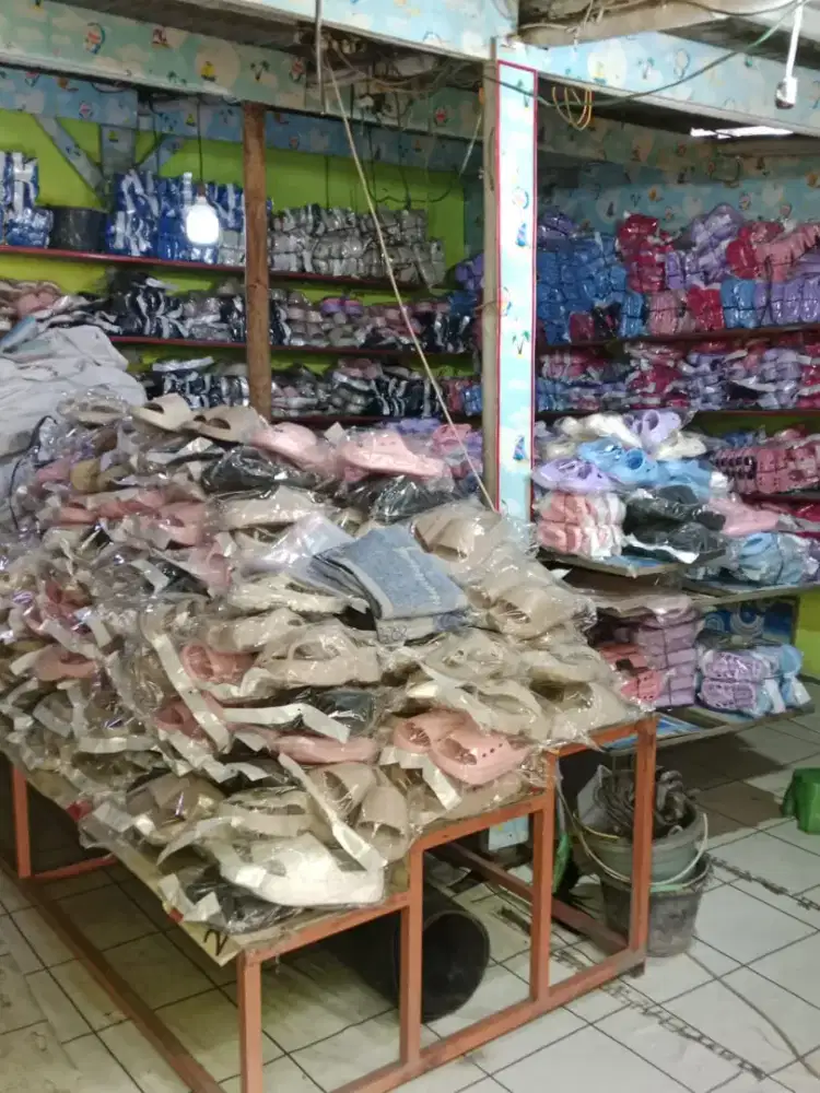 LOWONGAN KERJA WANITA