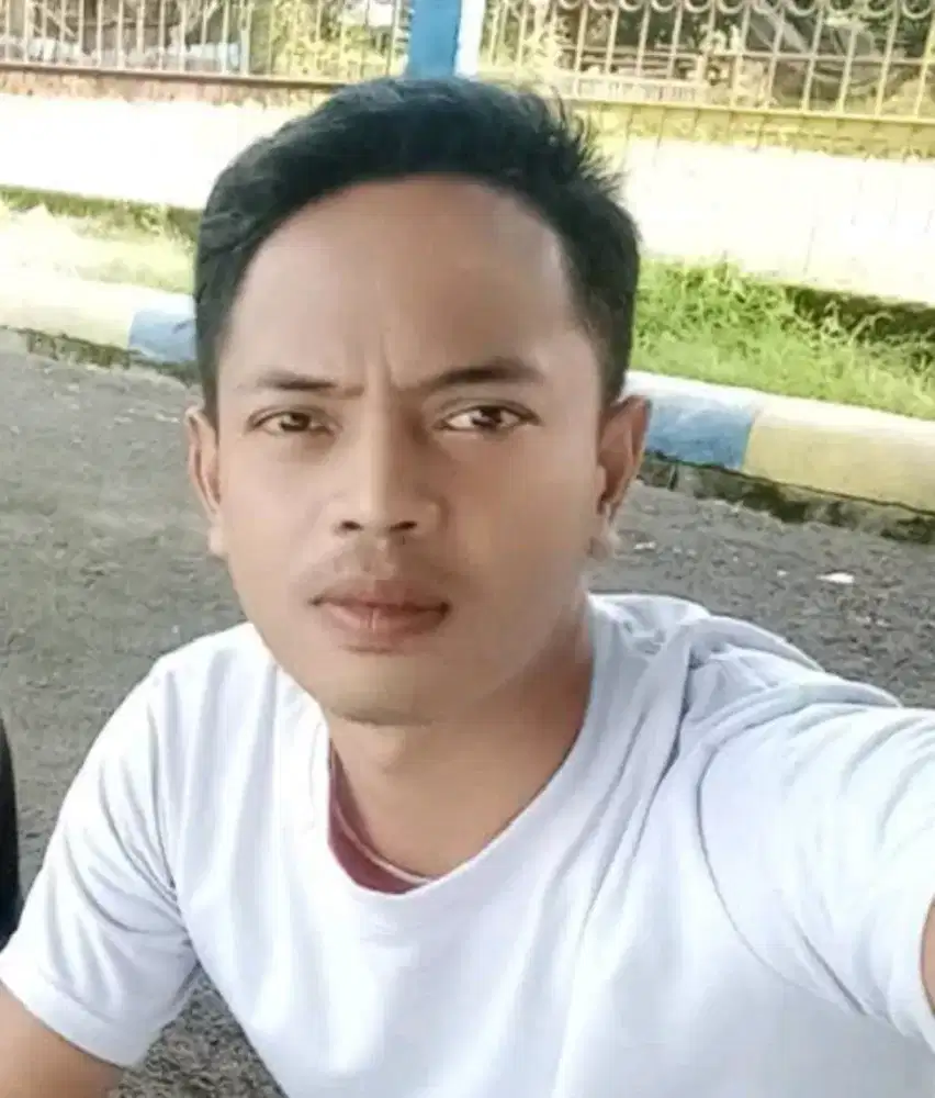 Cari kerjaan apa aja