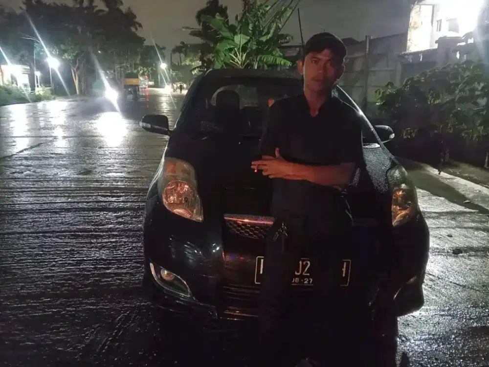 Mencari pekerjaan supir pribadi