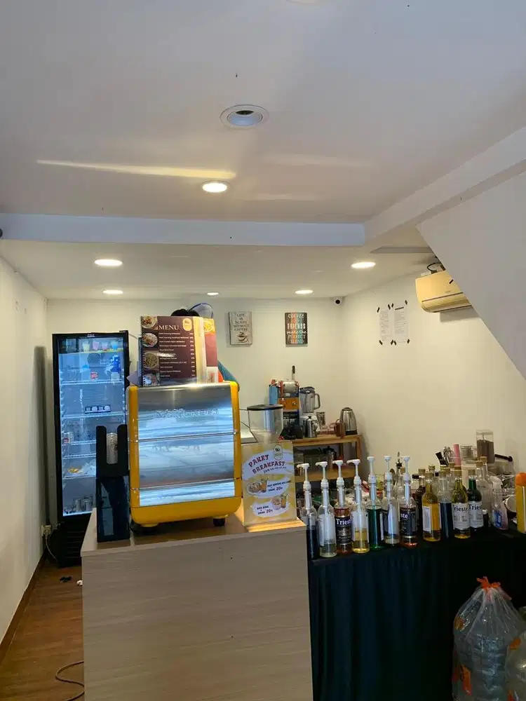 Dicari wanita Cashier Cafe