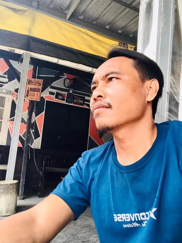 Saya sedang cari kerja apa aja yg penting halal