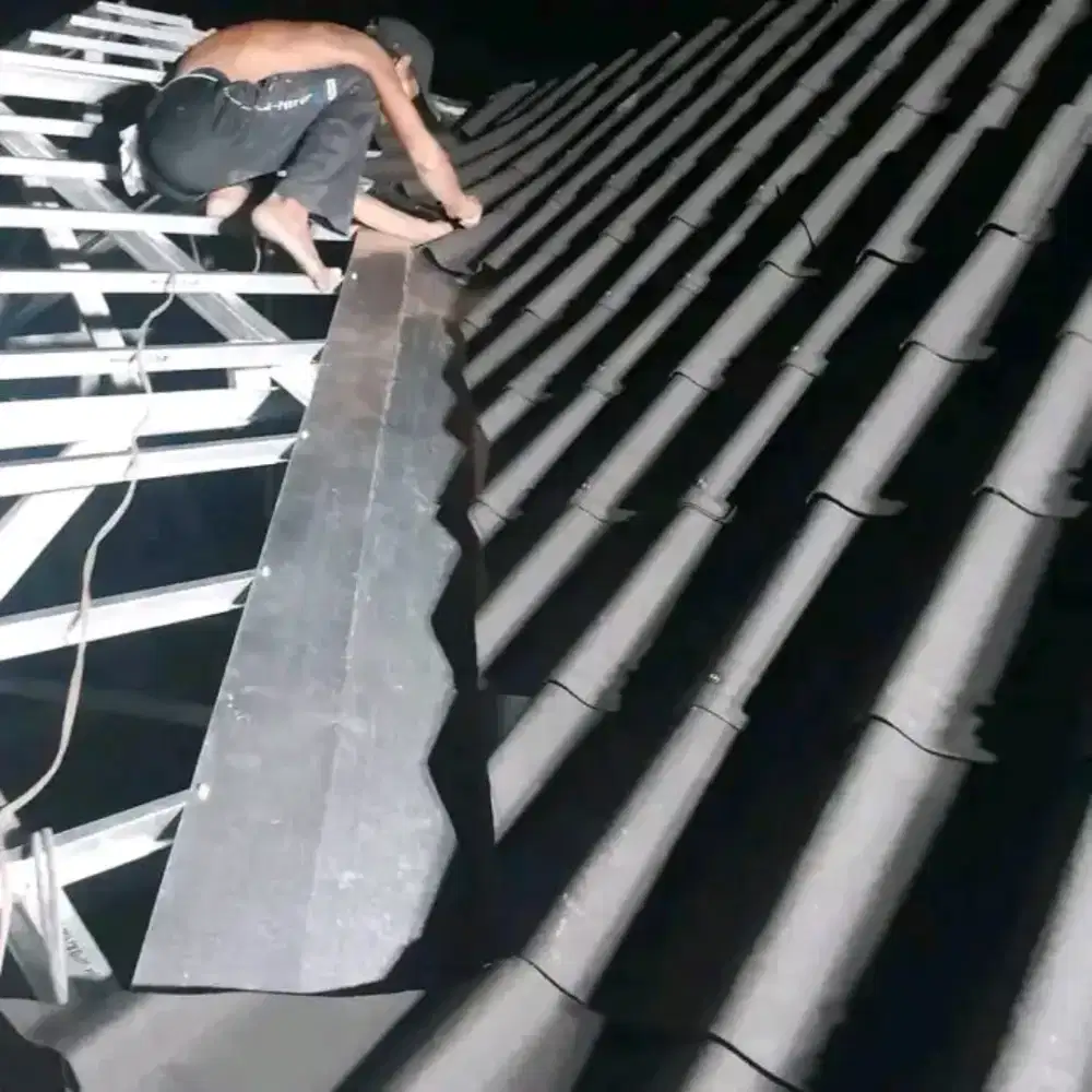 Tukang perbaikan atap bocor dinding dak rembes talang air renovasi DLL