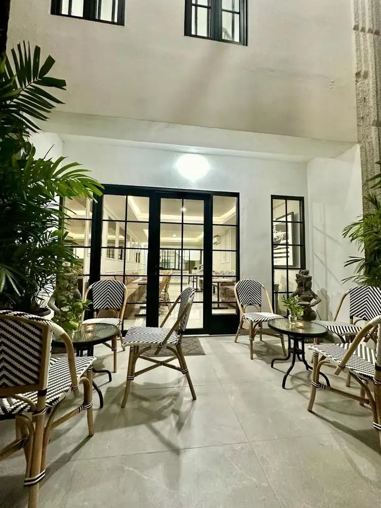 LOWONGAN COOK / COOK HELPER / SERVER