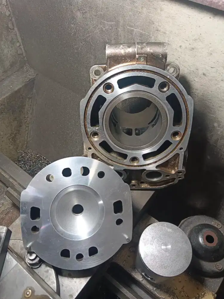 Operator mesin korter motor