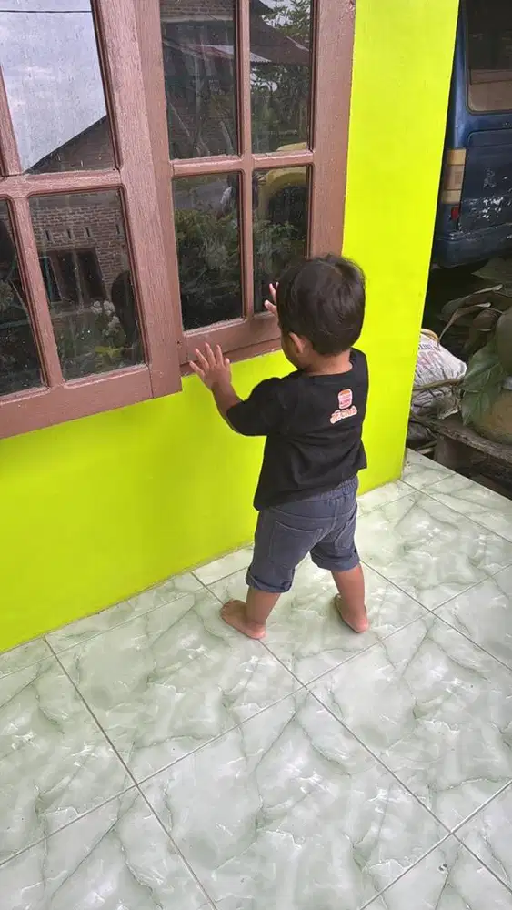 Dicari art sekaligus bantu jaga anak