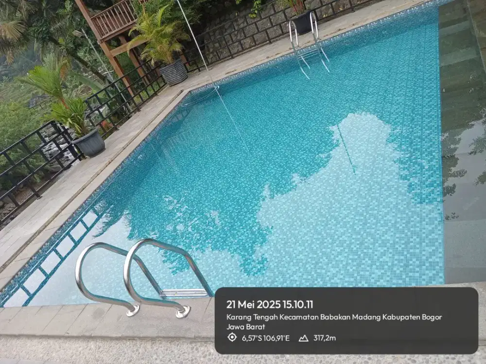 Jasa perawatan kolam renang