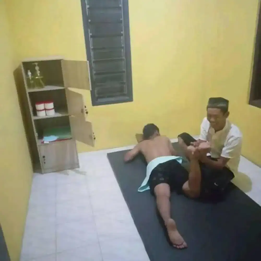 Cari loker trapis