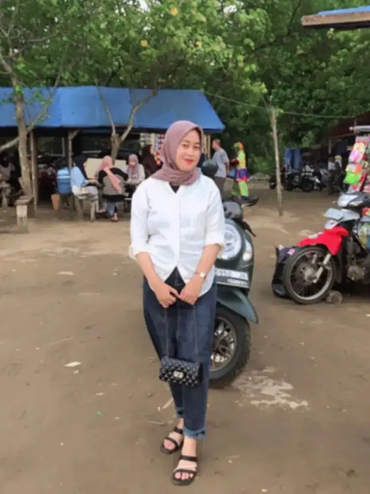 Info kerjaan ripuh dirumah, rebahan mandi makan ulangi lagi