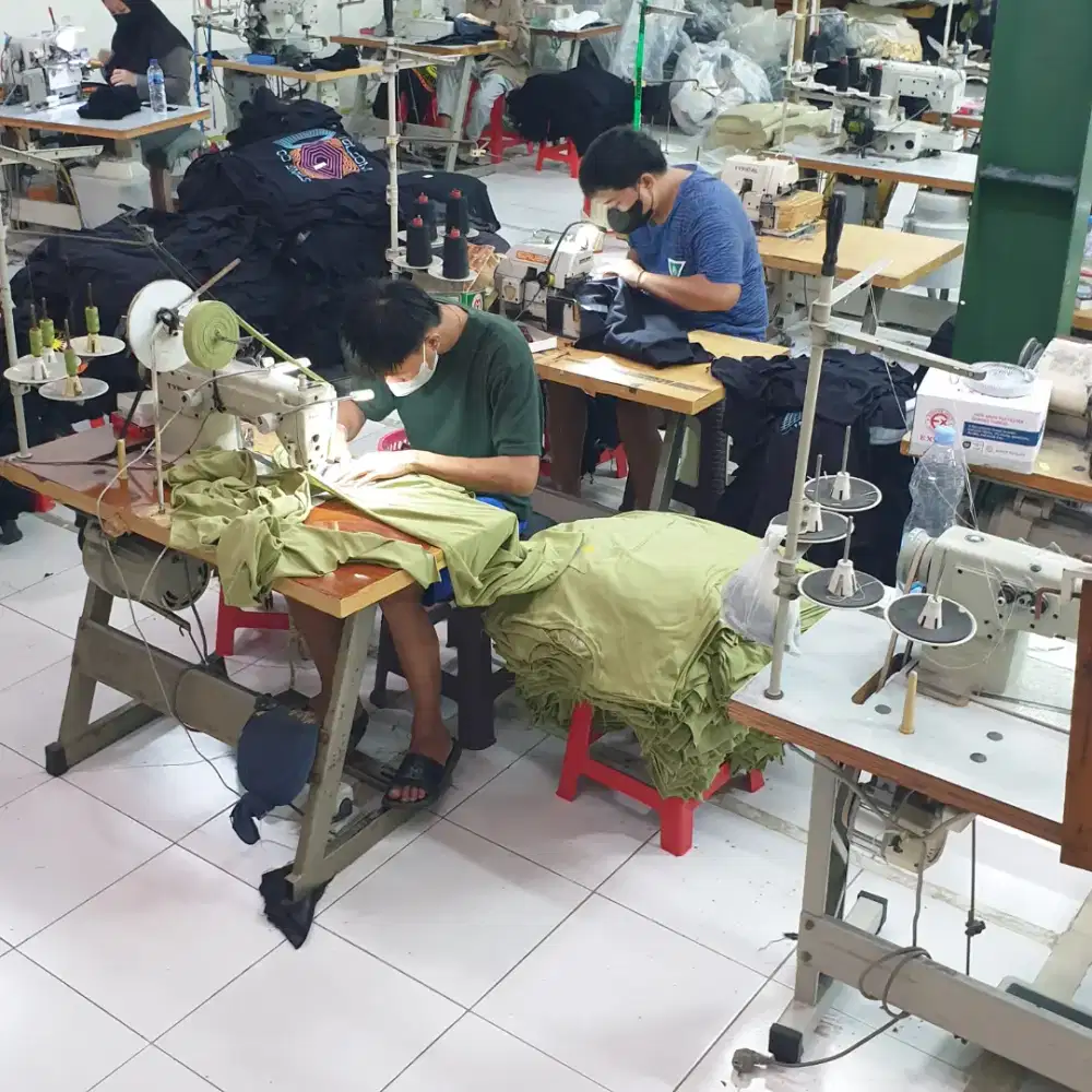 DI  CARI TUKANG  JAHIT KAOS , Setrika  Serabutan