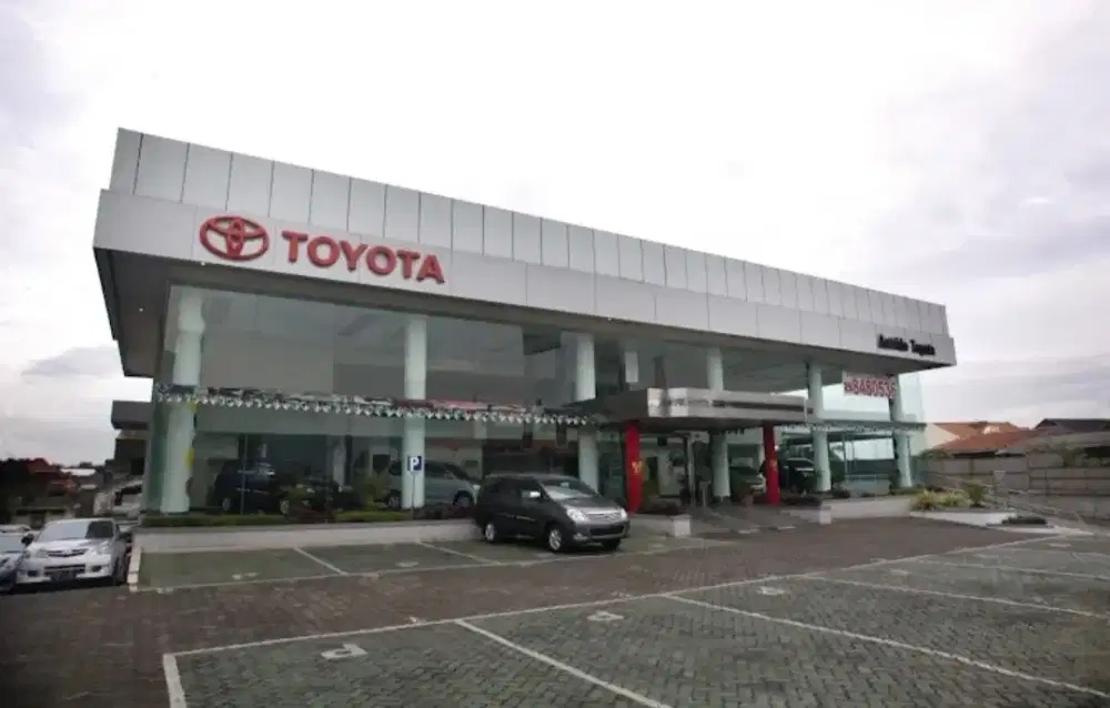Lowongan Kerja Sales Mobil