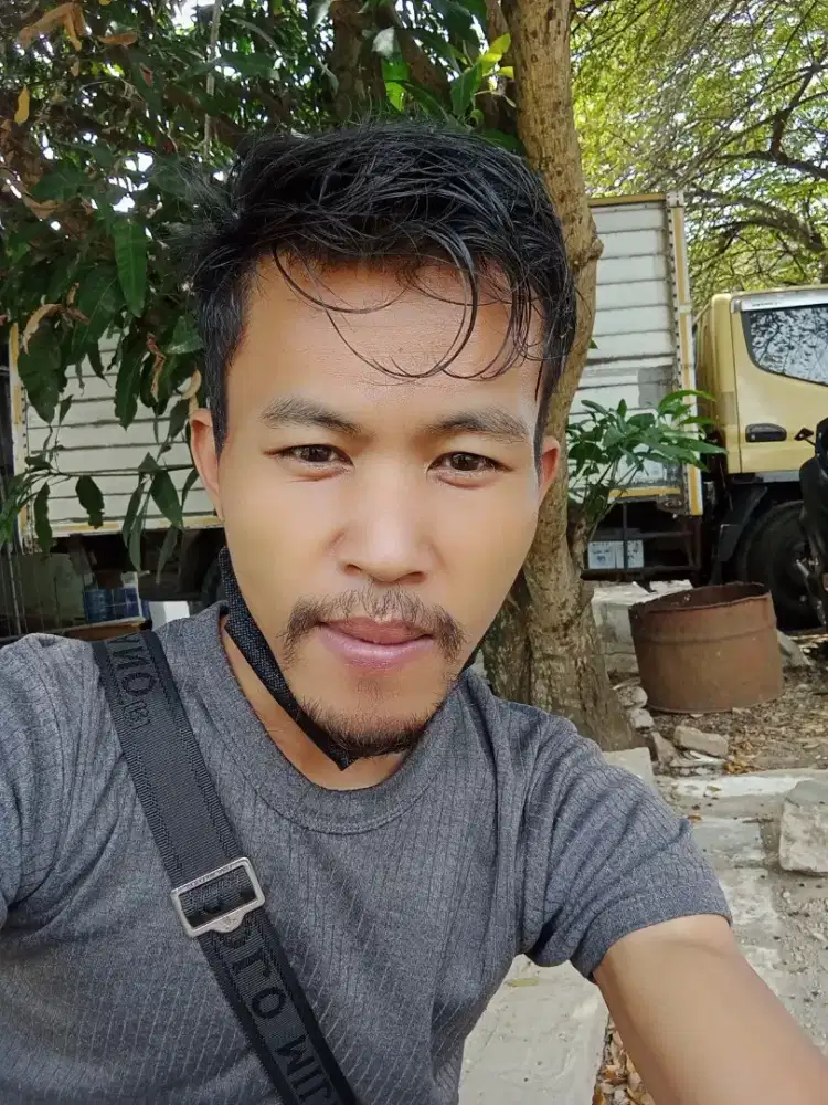 Mencari pekerjaan sebagai driver sim A aktiv