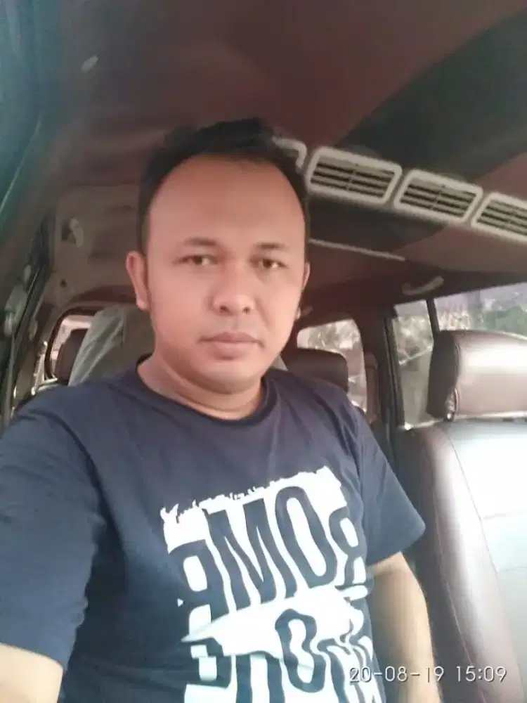 Saya lagi cari pekerjaan sebagai driver ataupun serabutan