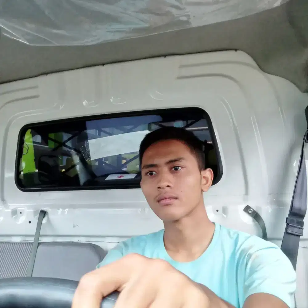 Nyari loker umur 22