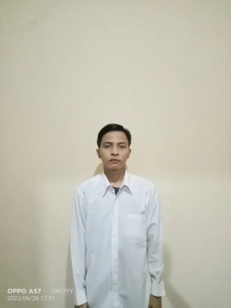 Butuh pekerjaan segara, tolong saya butuh kerjaan