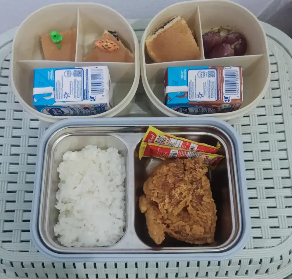 Jasa penitipan anak/momong anak