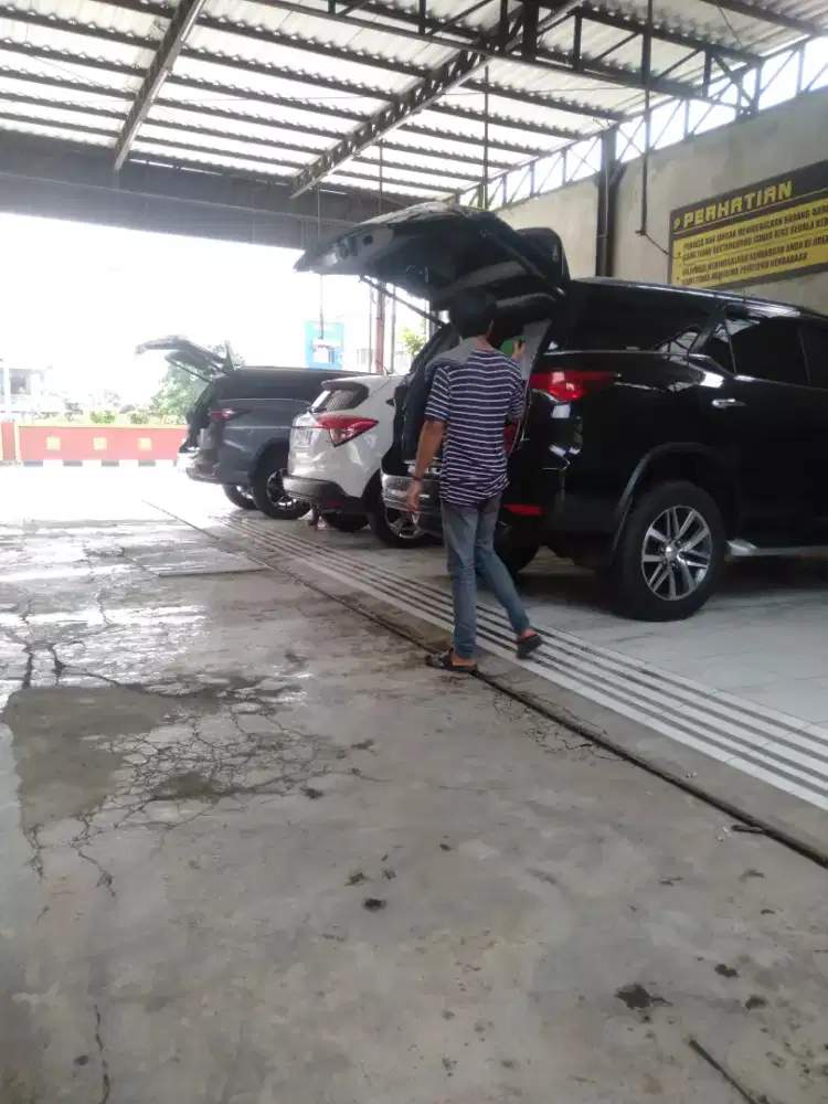 LOKER CARWASH (cucimobil)