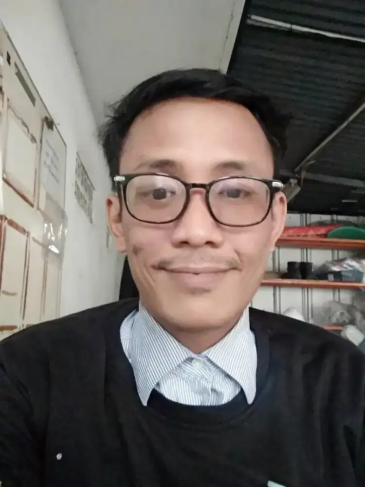 Sedang Mencari Pekerjaan