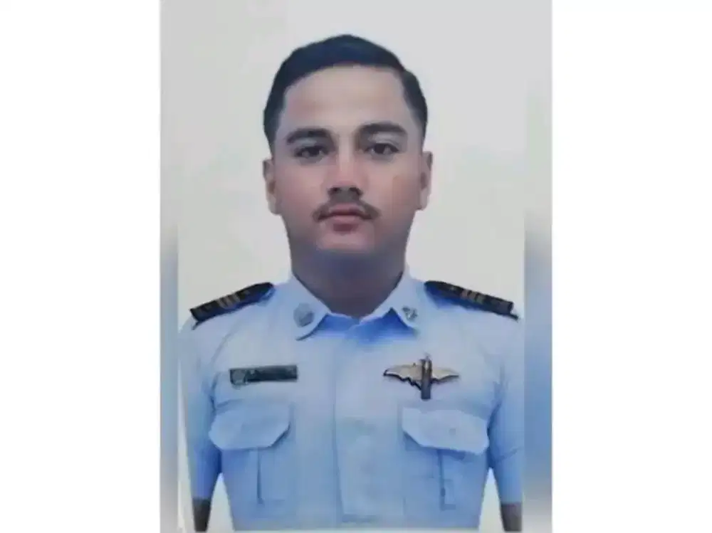 Anak desa yang merantau  untuk mencari uang halal