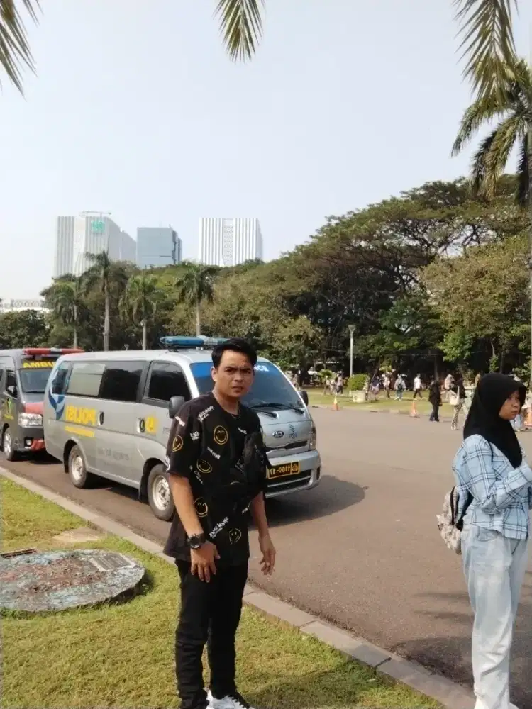Info loker dong???