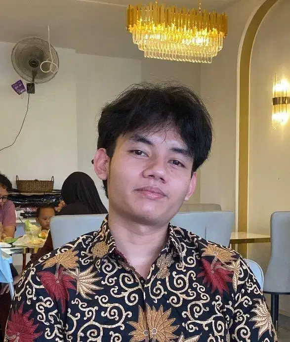 Mencari Pekerjaan Admin E-commerce / Content creator