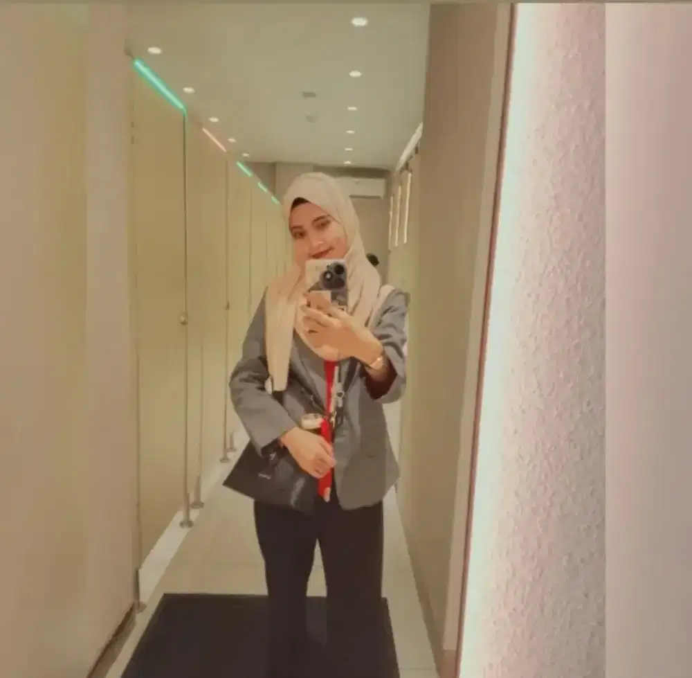 Mencari pekerjaan Customer Service