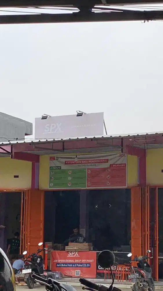 KURIR SHOPEE EXPRESS TANGERANG