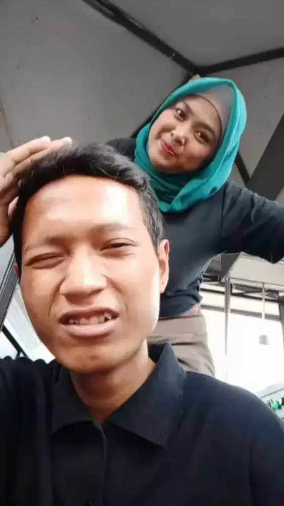 Mencari kerja apa saja
