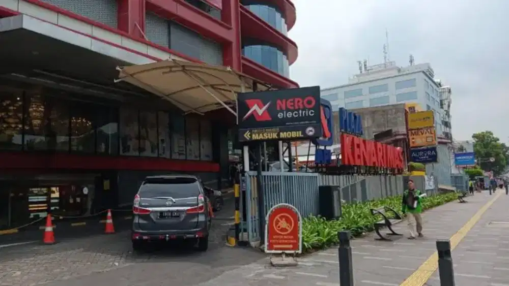 Di cari admin elektronik plaza kenari mas