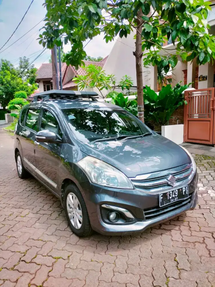 Dibutuhkan supir