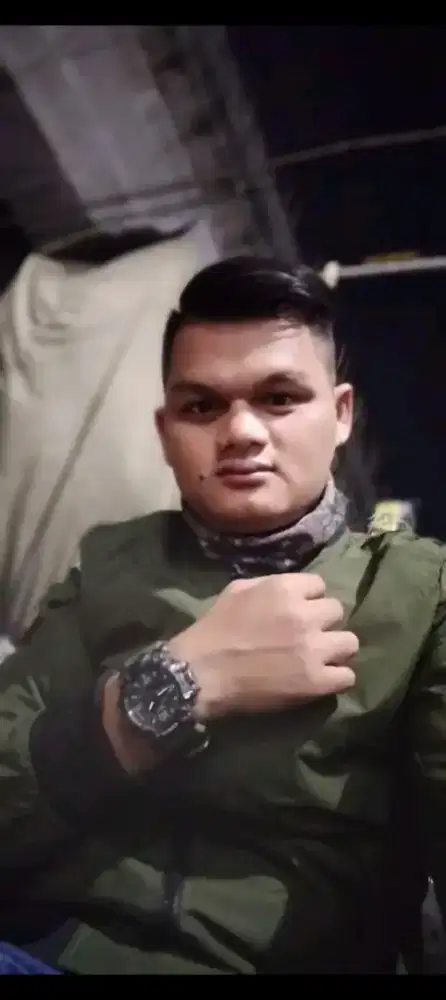 Saya sedang mencari pekerjaan,siap menjadi supir pribadi/barang