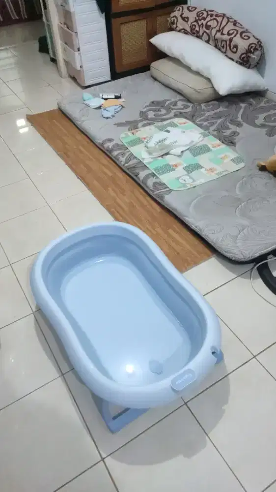 Dicari baby sitter