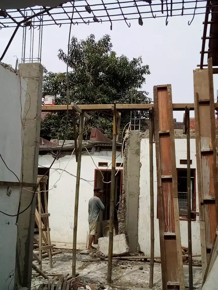 Tukang bangunan