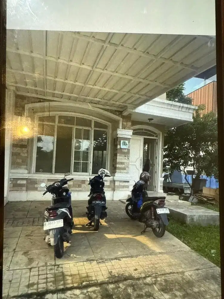 URGENT.HOST LIVE TIKTOK SHOPEE