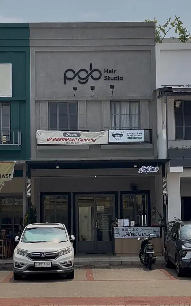 LOKER BARBERMAN / TUKANG CUKUR