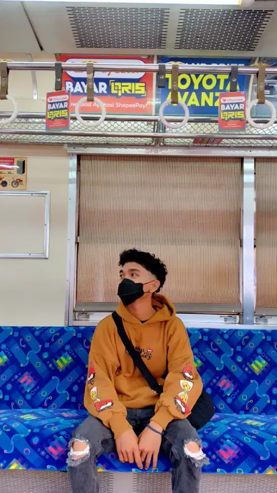 MENCARI PEKERJAAN