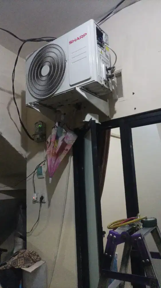 SERVICE AC BERGARANSI