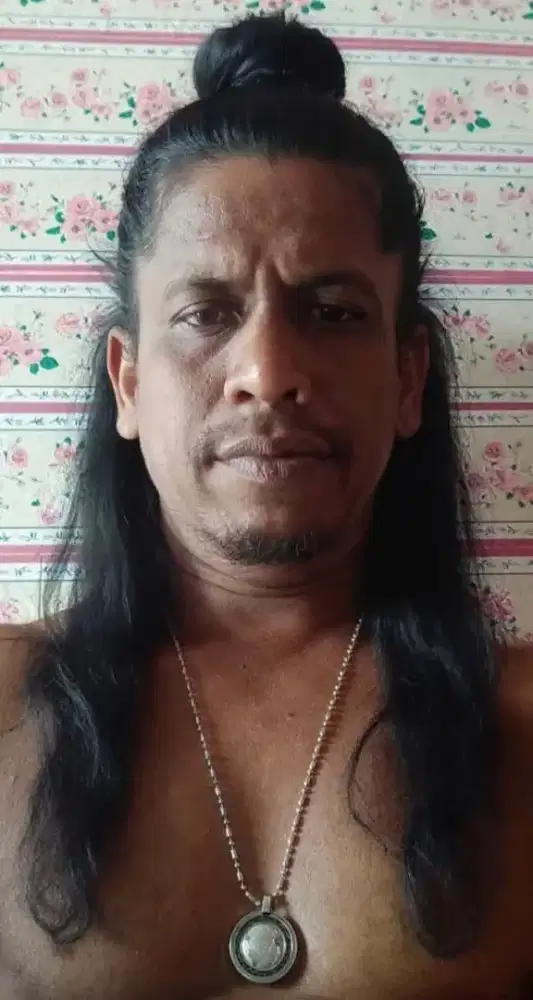 Nyari kerjaan apa aja yang halal