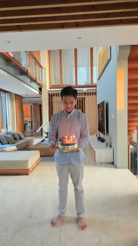 Dicari ART PEREMPUAN tinggal dalam area renon
