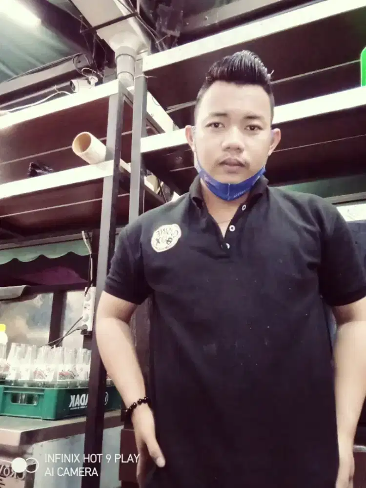 Mencari pekerjaan ada motor sendiri