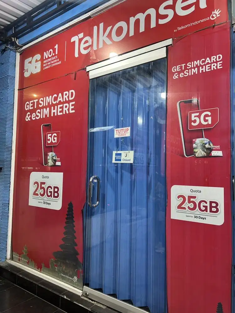 pegawai telkomsel khusus tourist