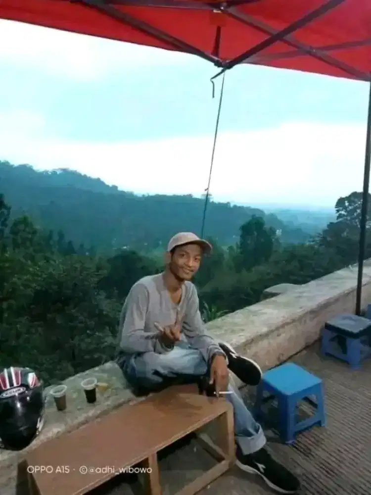 Nyari kerjaan apa aja yg penting halal